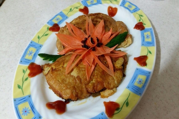 یک غذای عالی با تخم مرغ - تخم مرغ شکم پر