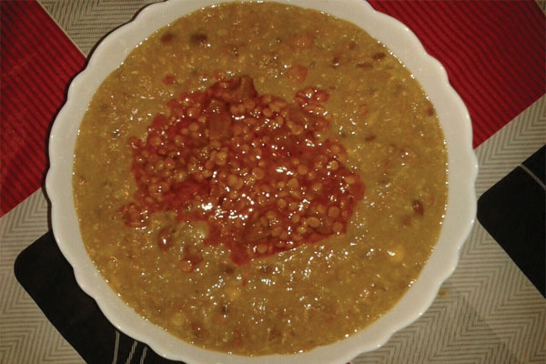 یک آش سنتی : شله مشهدی