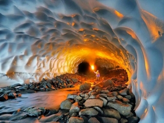 غار عجیب کامچاتکا در روسیه