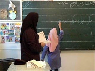 مقایسه رشد حقوق فرهنگیان با سایر مشاغل/ درآمد آموزش و پرورشی ها چقدر زیاد شده است؟