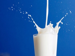 این شیرهای سرطان زا را نخورید