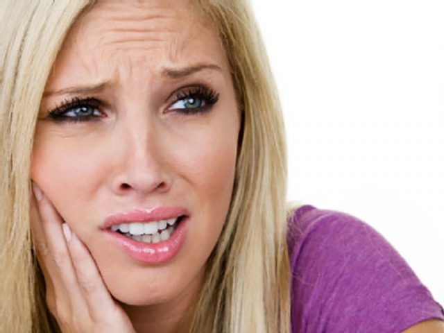 تسکین دندان درد با نسخه‌های طبیعی