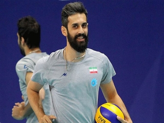 سعید معروف «جادوگر والیبال ایران» است