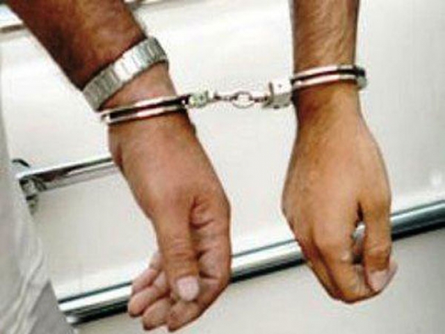 حکم قطع انگشتان دست دزد در زندان مشهد اجرا شد