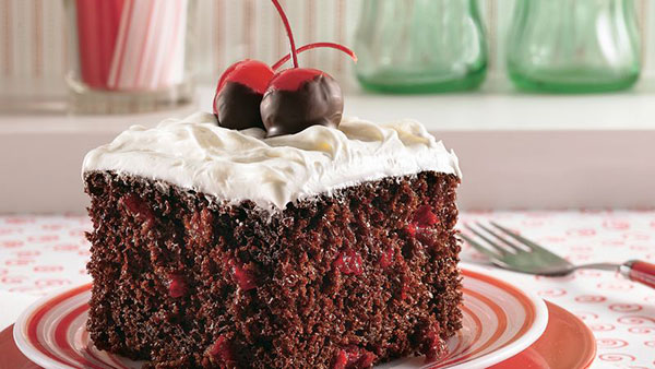 کیک آلبالو-cherry cake