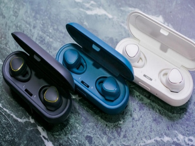 هدفون های Gear IconX سامسونگ در 19 آگوست عرضه می شود هدفون های Gear IconX سامسونگ در 19 آگوست عرضه می شود