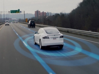 تسلا سنسورهای بیشتری را برای سیستم Autopilot به اتومبیل های خود می افزاید