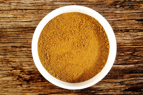 خواص درمانی و دارویی ادویه کاری