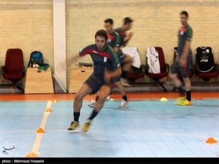 طاهری: کارمان در جام جهانی سخت است/سایزبندی لباس‌های ما درست نیست
