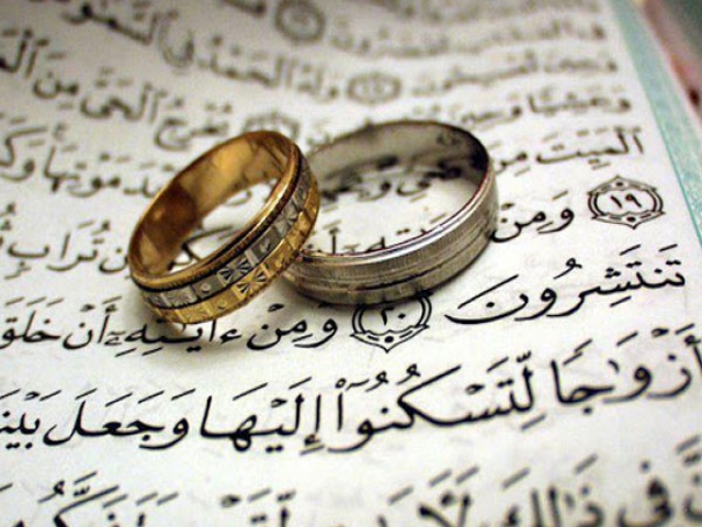 چرا به ازدواج نصف دیگر دین می گویند؟