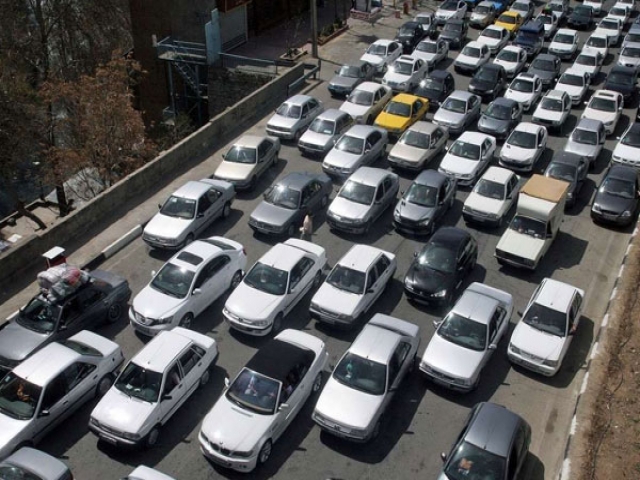 ترافیک نیمه سنگین در آزادراه کرج -قزوین