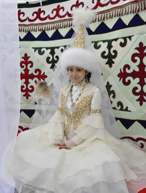 wedding-dresses-in-different-countries (24)