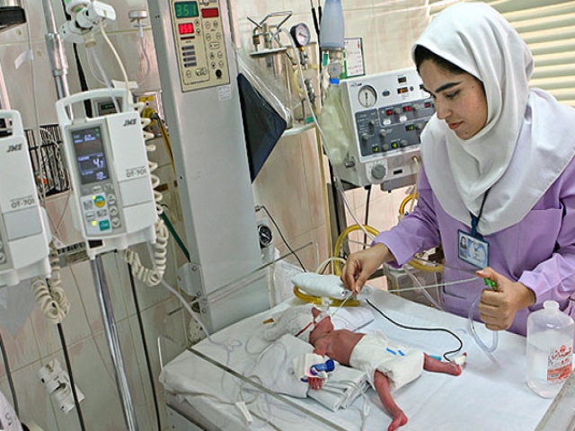 کمبود 2 برابری پرستار در نظام درمانی کشور کمبود 2 برابری پرستار در نظام درمانی کشور
