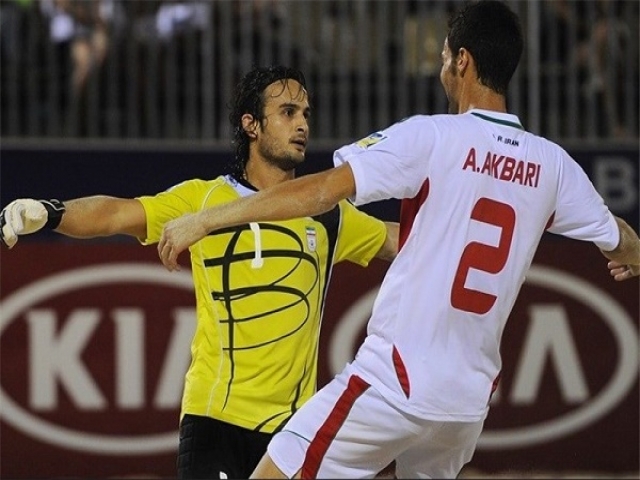 پیمان حسینی بهترین دروازه‌بان مسابقات جام بین قاره‌ای شد