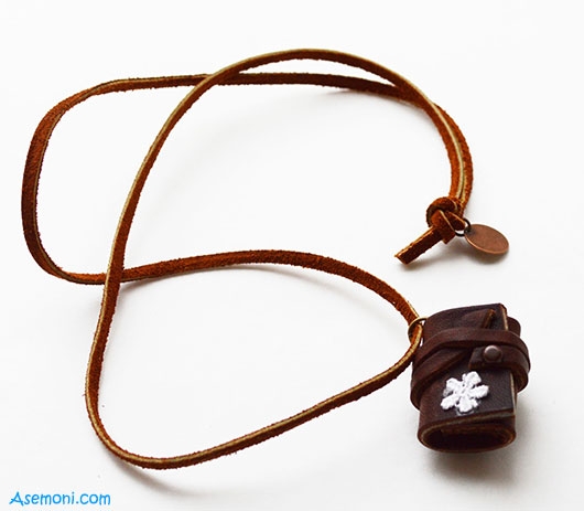 آموزش ساخت گردنبند چرمی