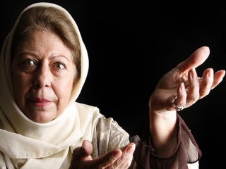 ثریا قاسمی: خیلی زود به دامن مادری افتادم