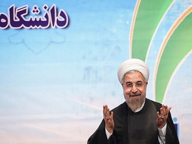 آغاز مراسم روز دانشجو در دانشگاه تهران با حضور رییس جمهوری آغاز مراسم روز دانشجو در دانشگاه تهران با حضور رییس جمهوری