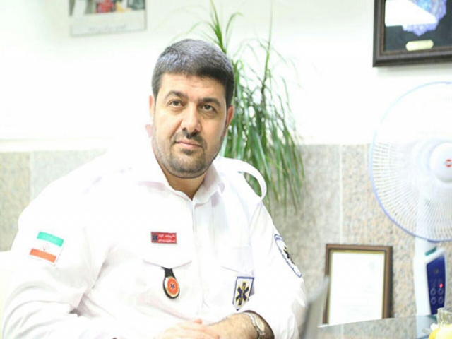 اورژانس در میادین اصلی شهر مستقر شد/ امدادرسانی به مصدومان احتمالی آلودگی هوا اورژانس در میادین اصلی شهر مستقر شد/ امدادرسانی به مصدومان احتمالی آلودگی هوا