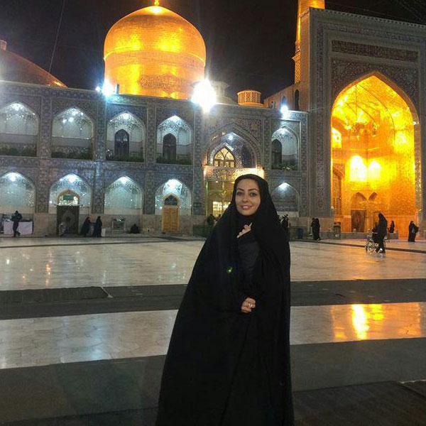 nafiseh-roshan