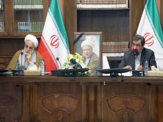 صندلی خالی آقای مصلحت!