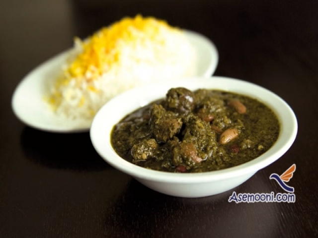 طرز تهیه قورمه سبزی نذری