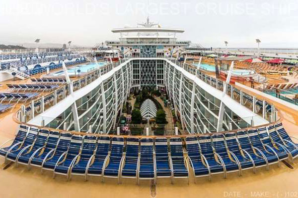 the-worlds-largest-cruise-ship2