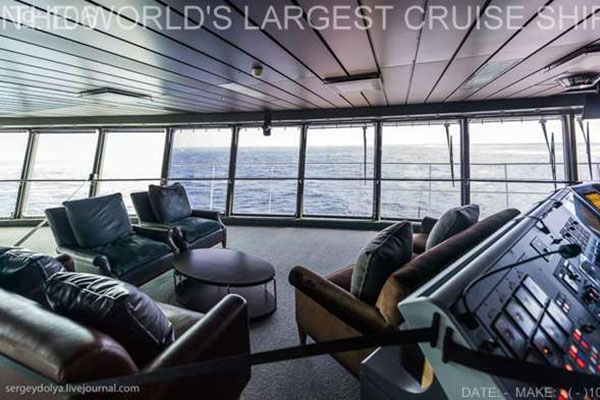 the-worlds-largest-cruise-ship36