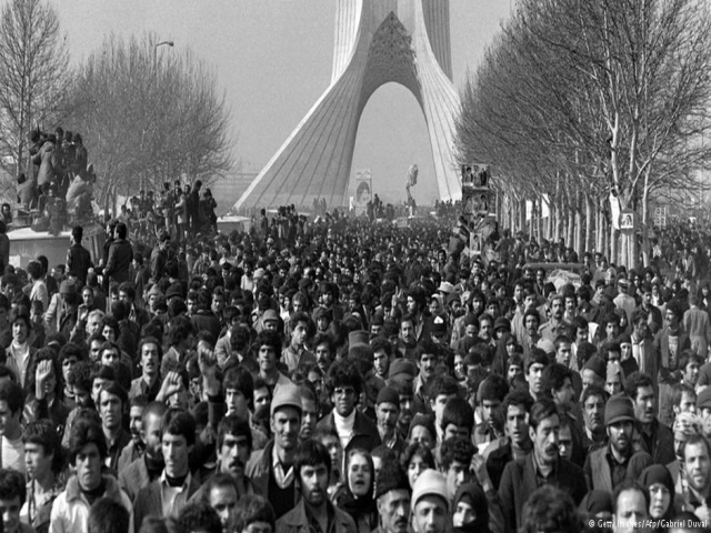 انقلاب اسلامی ایران به زبان ساده