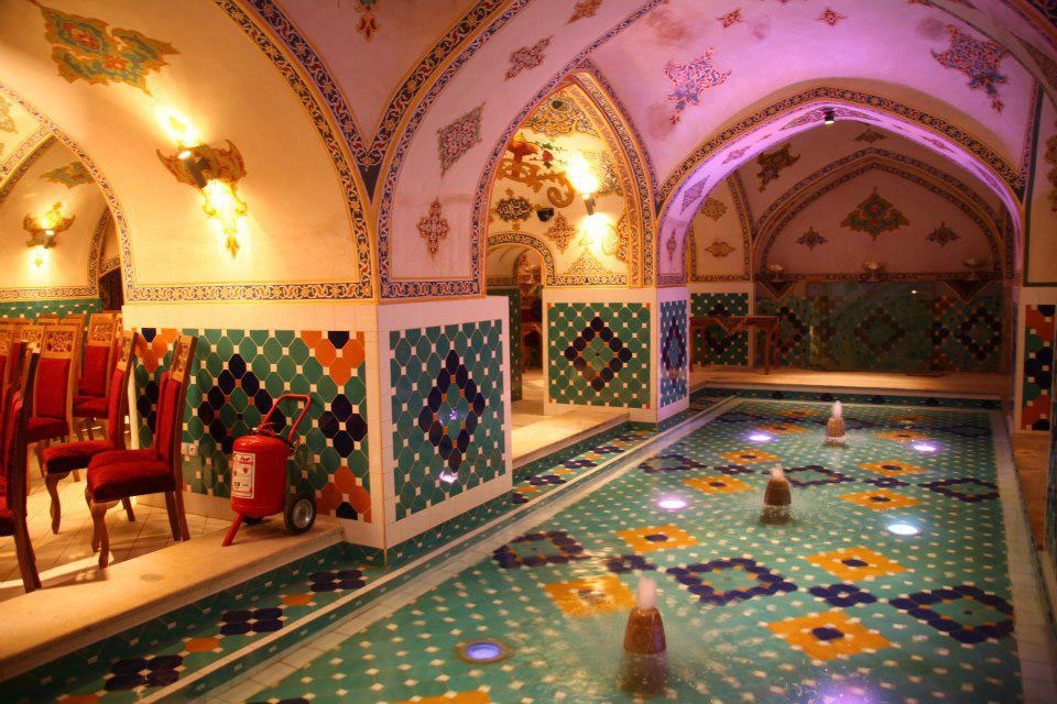 طراحی داخلی رستوران مدرن و سنتی
