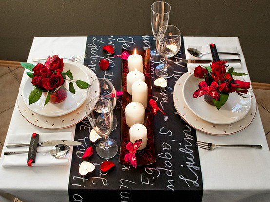 ایده های رمانتیک، برای تزیین میز روز عشق