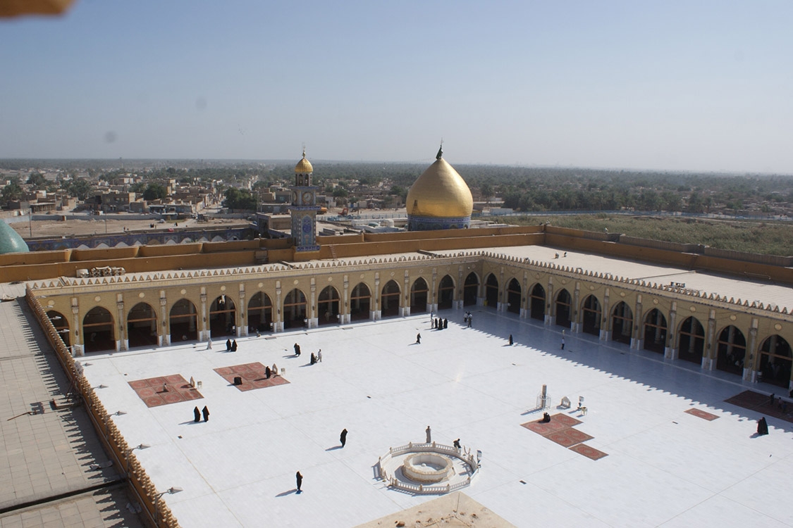 مسجد کوفه، سازه حضرت آدم