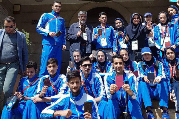 حضور ورزشکاران ایران پای صندوق های رای در باکو