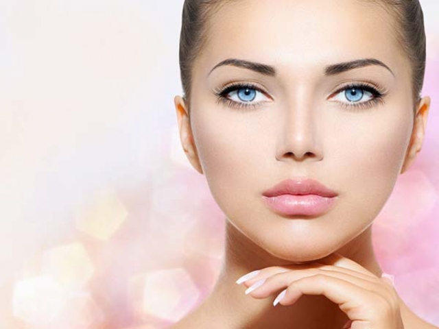 انواع شوینده های صورت (ژل، فوم، صابون و...) انواع شوینده های صورت (ژل، فوم، صابون و...)
