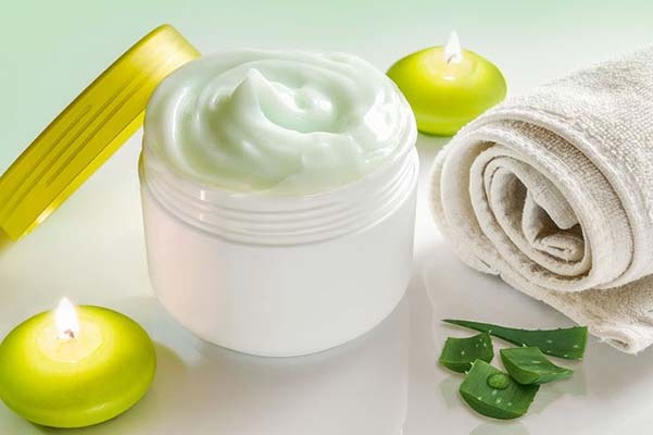 بهترین کرم روز ویتال حاوی تکنولوژی جوانسازی