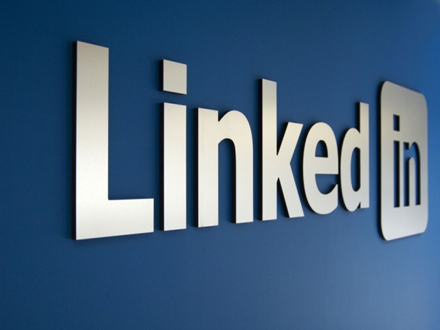 معرفی شبکه اجتماعی LinkedIn