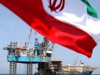 سرریز کردن نقدینگی به جیب صنعت کشور
