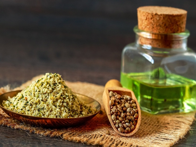 روغن شاه دانه و خواص آن روغن شاه دانه و خواص آن