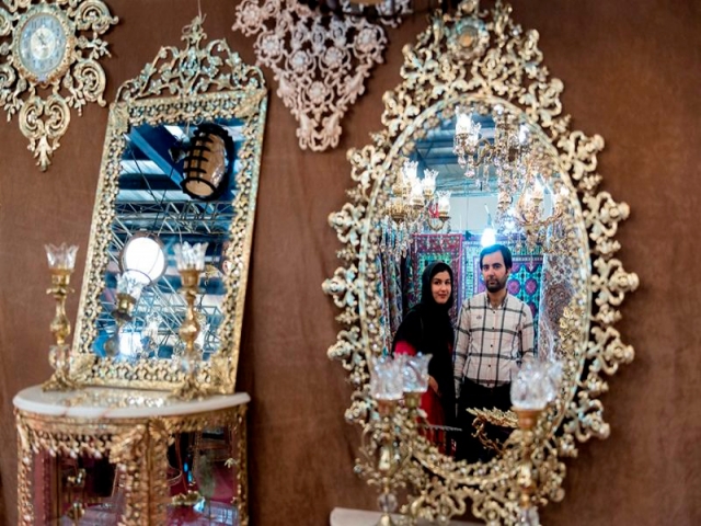 افتتاح پنجمین نمایشگاه ملی ازدواج آسان افتتاح پنجمین نمایشگاه ملی ازدواج آسان