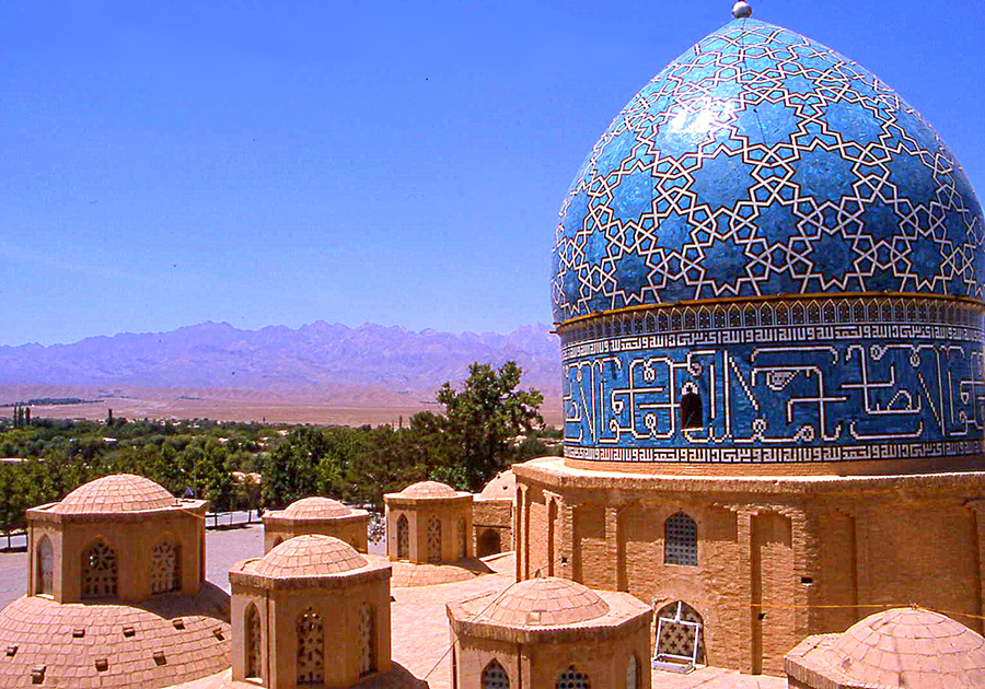 مکان مقبره و آرامگاه بزرگان تاریخ ایران