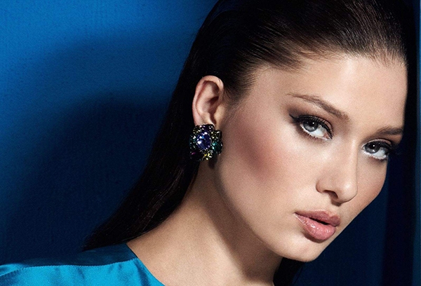 بیوگرافی نورگل یشیلچای