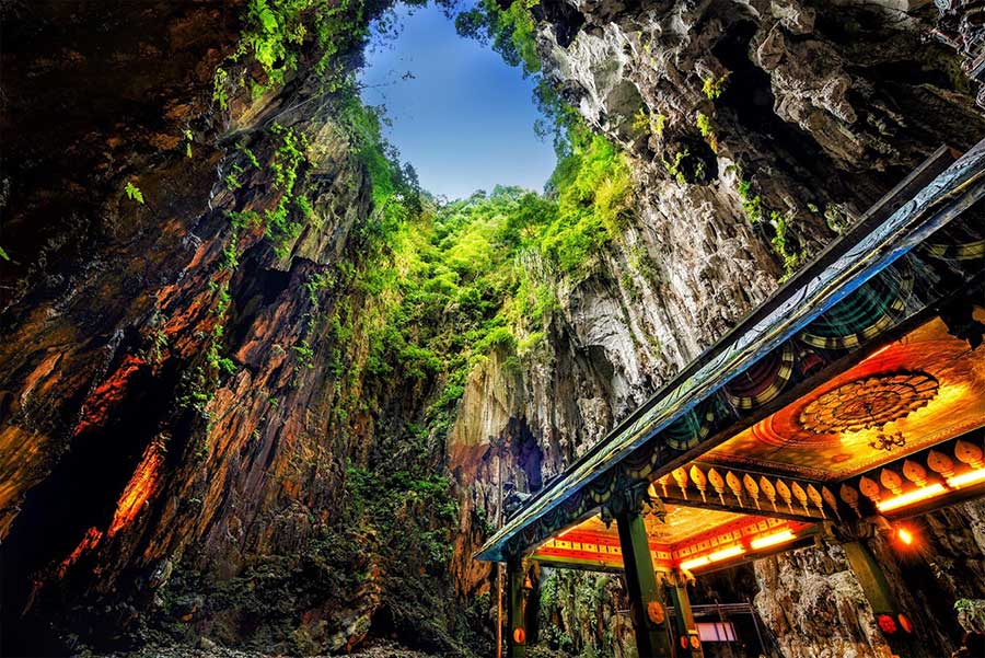 معبد غارهای باتو