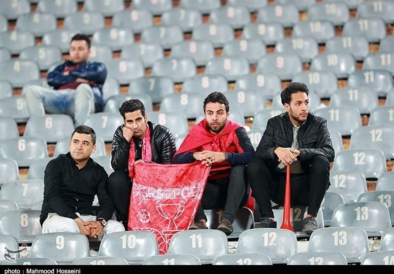 عوامل برهان مبین ورزشگاه را ترک کردند/ هواداران پرسپولیس با بلیت 5 هزار تومانی وارد استادیوم شدند عوامل برهان مبین ورزشگاه را ترک کردند/ هواداران پرسپولیس با بلیت 5 هزار تومانی وارد استادیوم شدند
