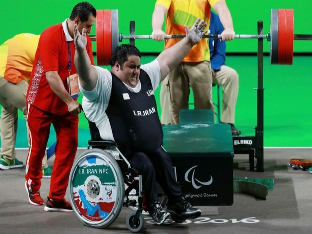 سیامند رحمان: دوست دارم در پارالمپیک 2020 رکوردشکنی کنم نه در مکزیک