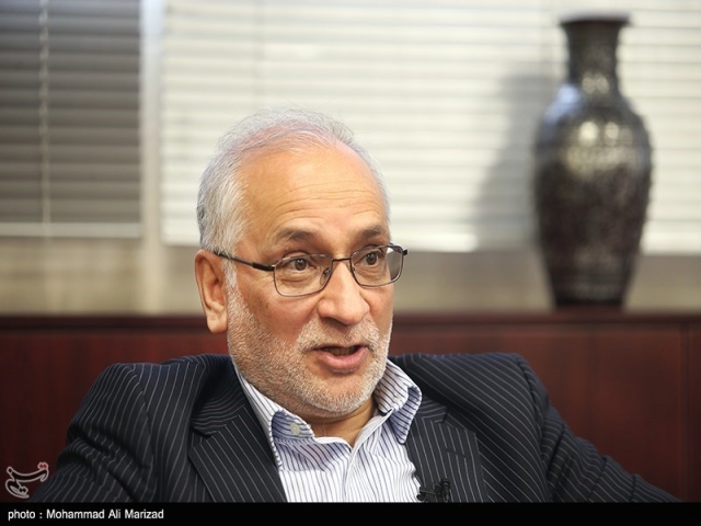 مرعشی:30هزارمیلیارد تومان بدهی برای تهران درست کردند تا برای رئیس جمهورشدن شهردارتهران تبلیغ کنند