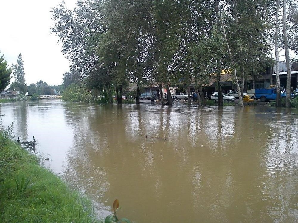 رودخانه اوشمک زیباکنار