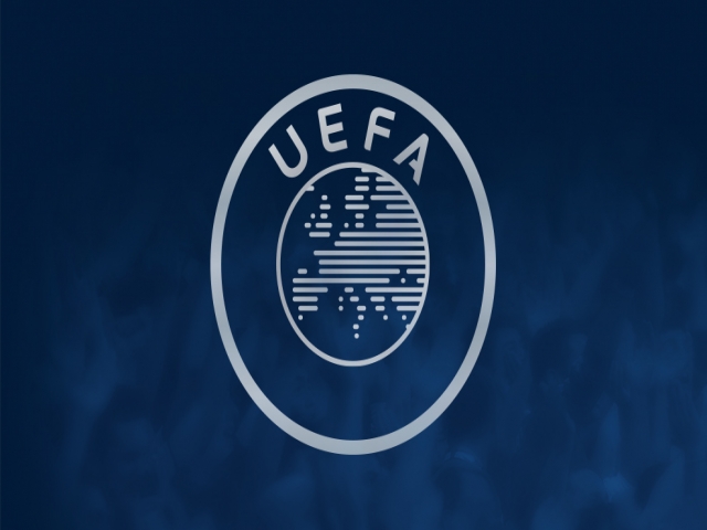 تیم منتخب قرن 21 یوفا اعلام شد (عکس) تیم منتخب قرن 21 یوفا اعلام شد (عکس)