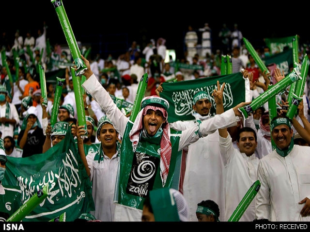 عربستان و امارات: نه در ایران بازی می‌کنیم نه در قطر + عکس