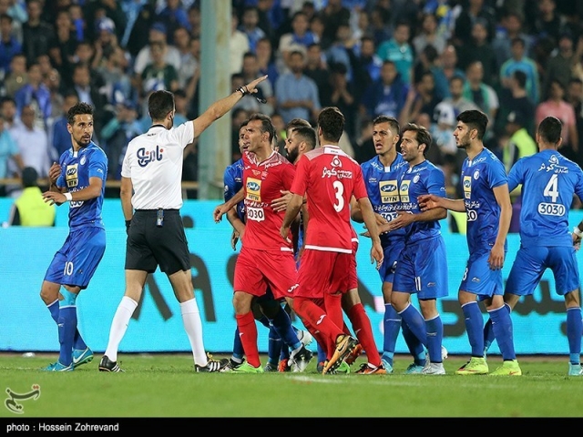 محرومیت یک جلسهای زکیپور و خلیلزاده/ استقلال به یک بازی بدون تماشاگر محکوم شد محرومیت یک جلسهای زکیپور و خلیلزاده/ استقلال به یک بازی بدون تماشاگر محکوم شد