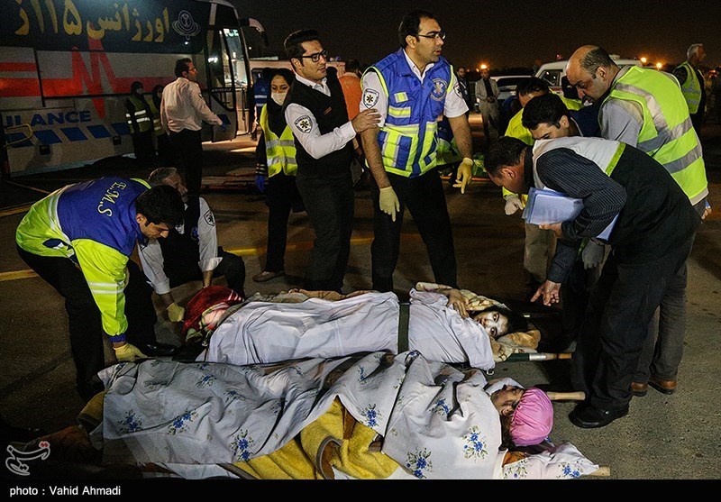 ورود پنجمین گروه از مصدومان زلزله کرمانشاه به فرودگاه مهرآباد ورود پنجمین گروه از مصدومان زلزله کرمانشاه به فرودگاه مهرآباد
