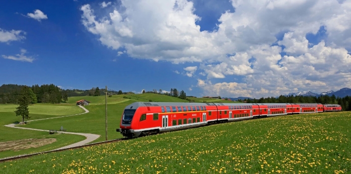 قطار رجا چیست؟